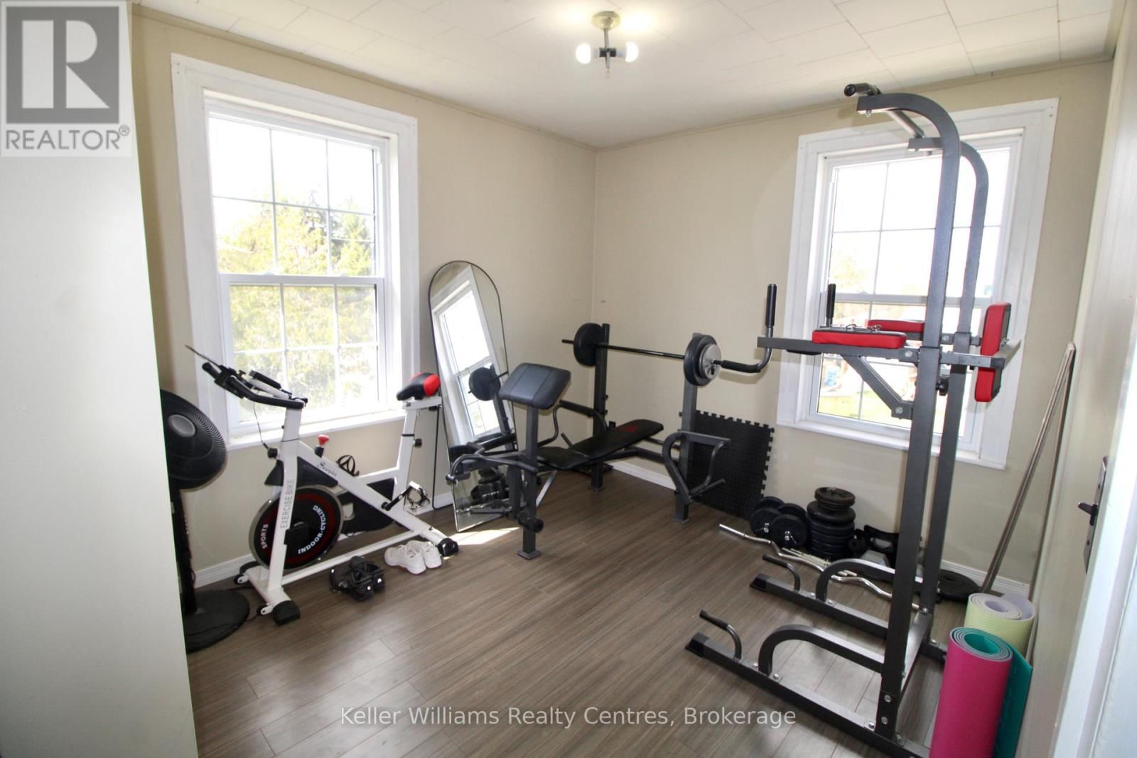 714 QUEEN STREET Image 22