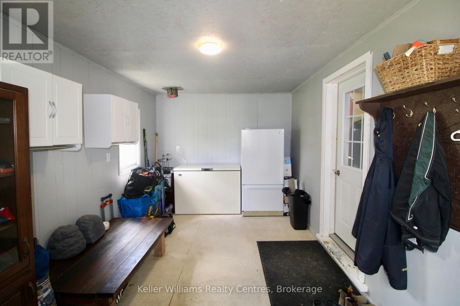 714 QUEEN STREET Image 30