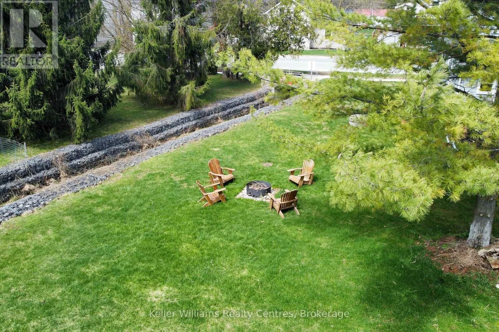 714 QUEEN STREET Image 32