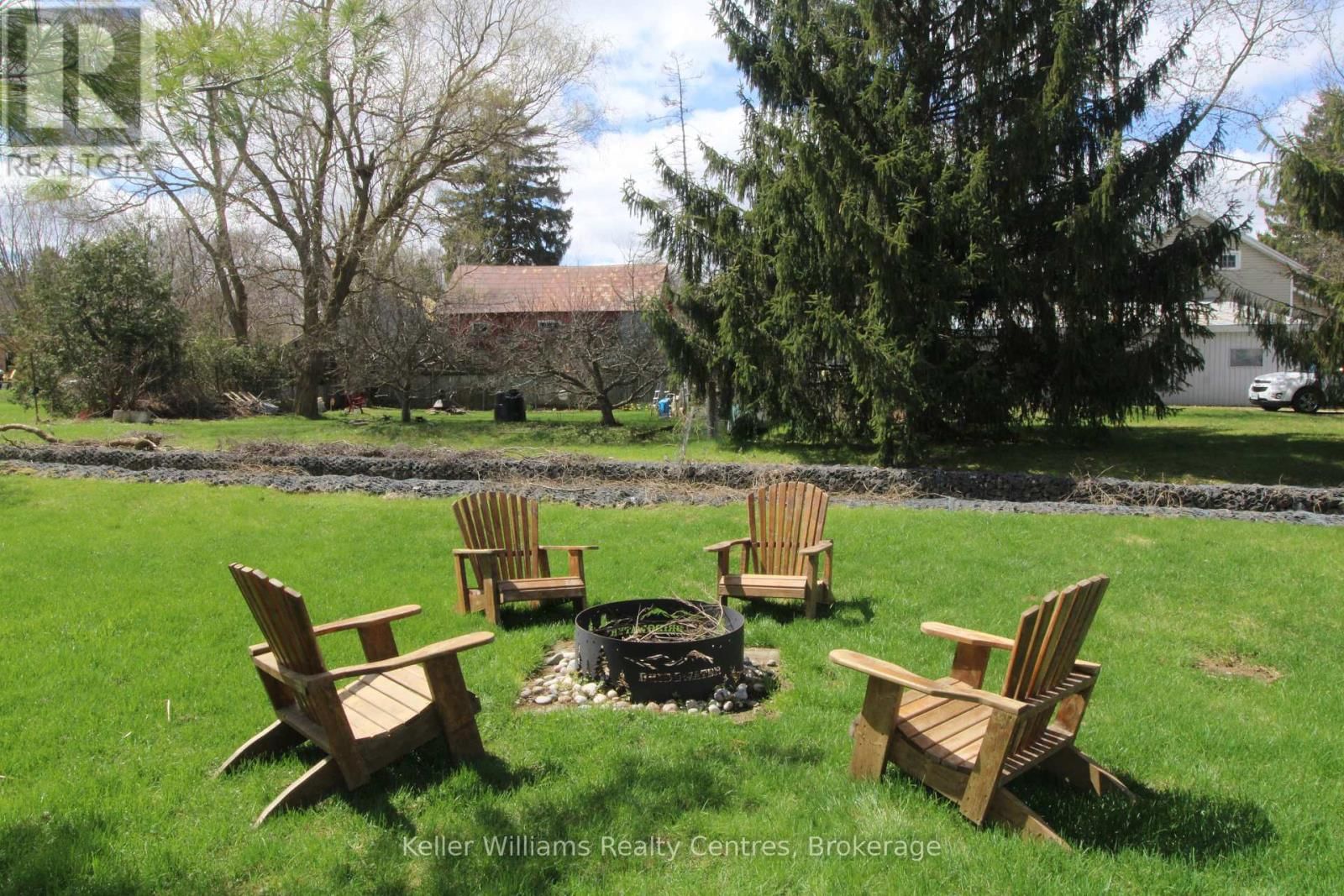 714 QUEEN STREET Image 33