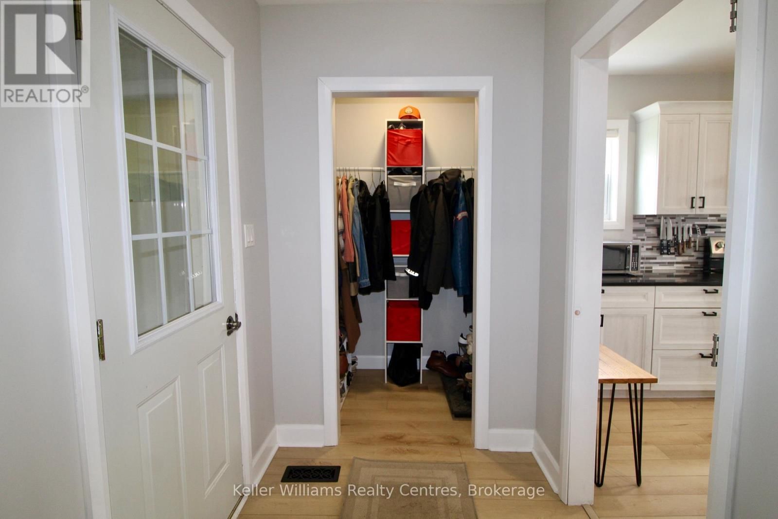 714 QUEEN STREET Image 6