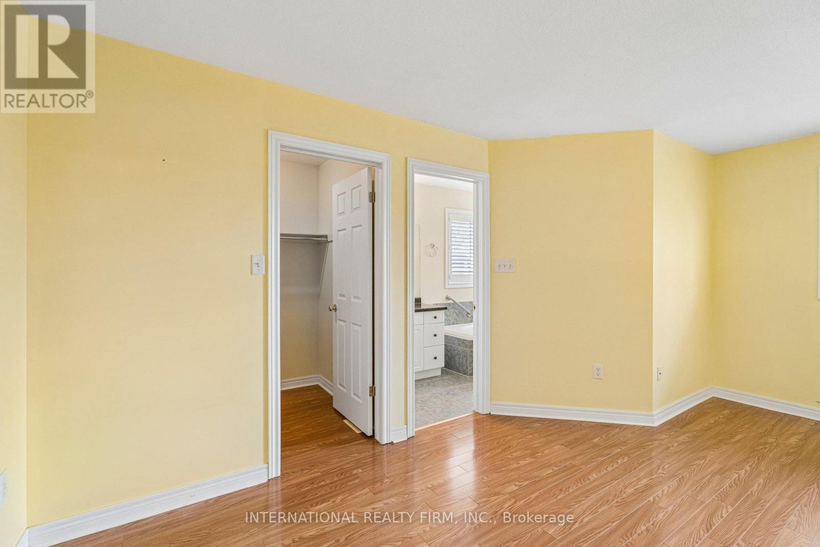 18 SEA BREEZE DRIVE Image 24