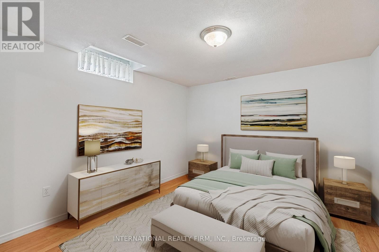 18 SEA BREEZE DRIVE Image 34