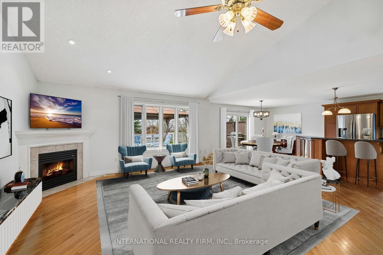 18 SEA BREEZE DRIVE Image 4