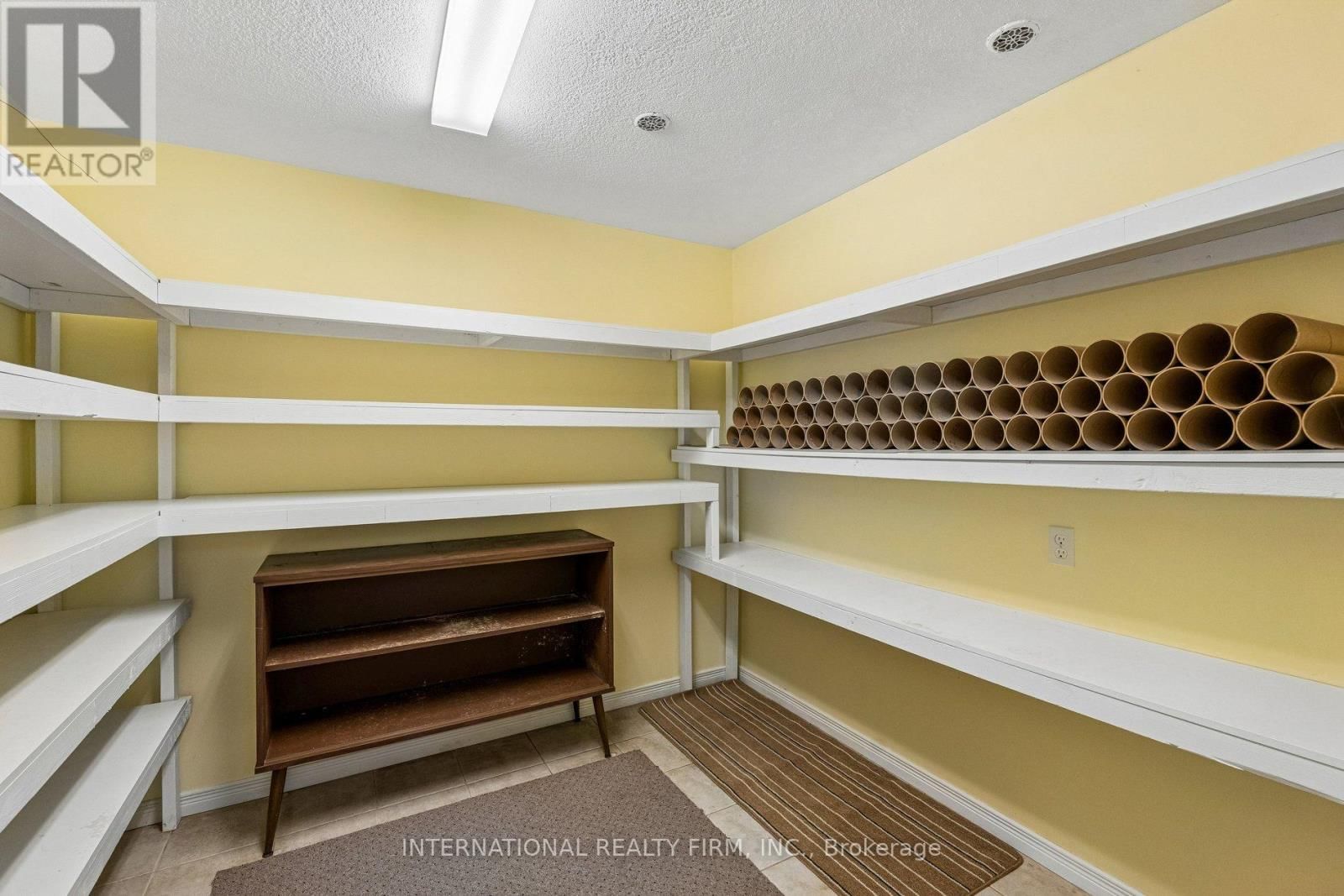 18 SEA BREEZE DRIVE Image 42