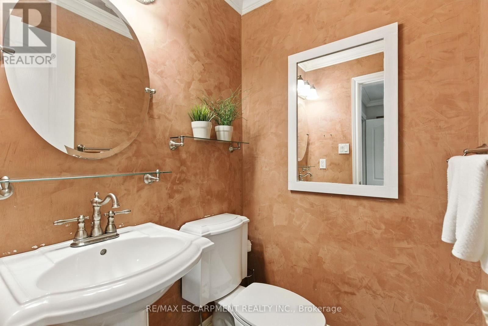 106 RYANS WAY Image 19