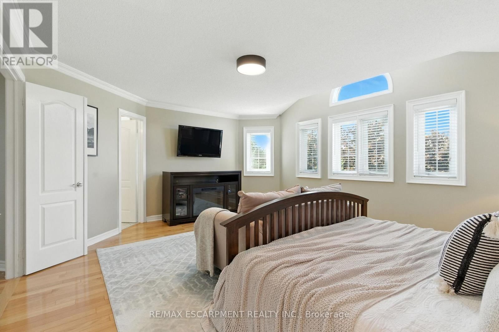 106 RYANS WAY Image 25