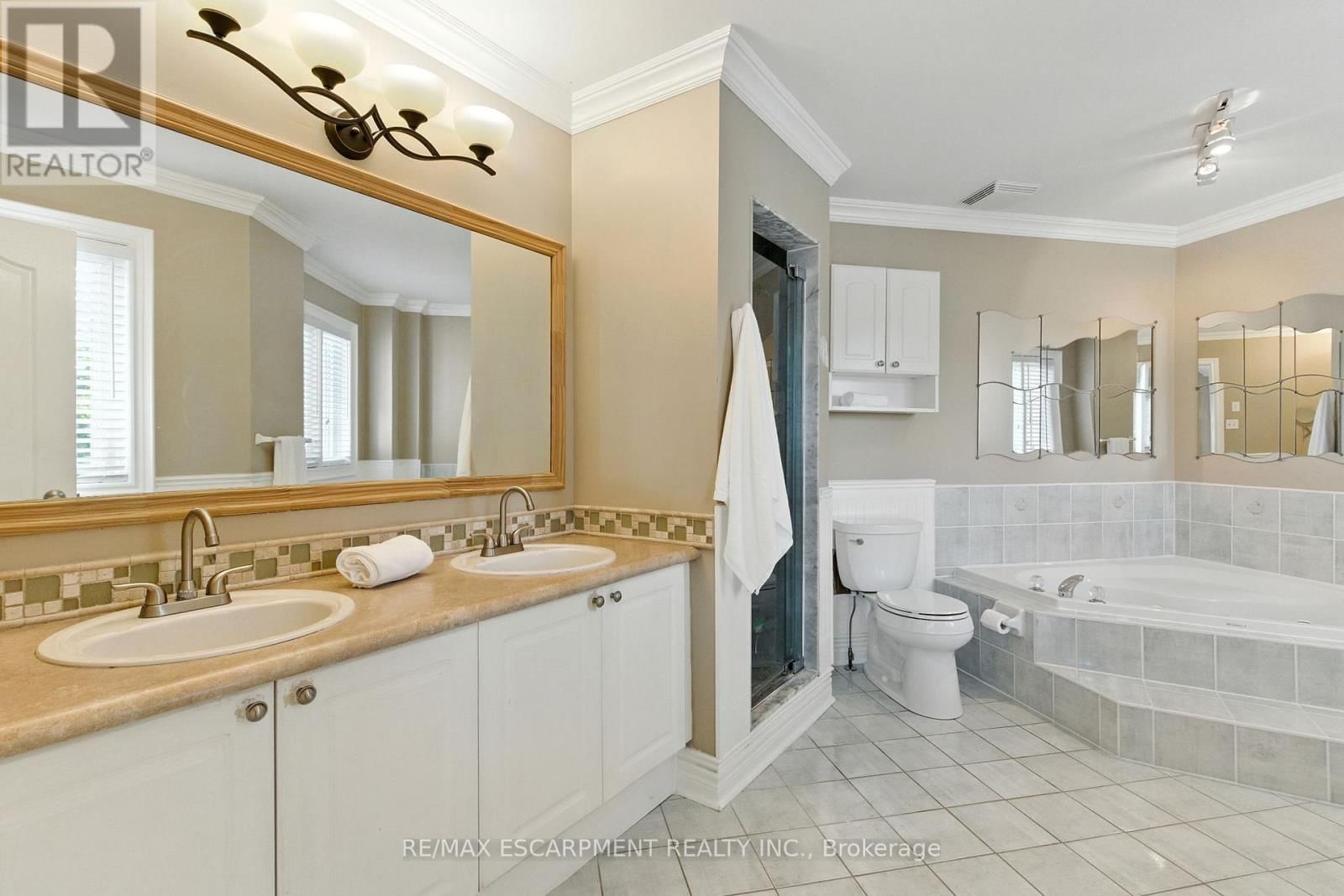 106 RYANS WAY Image 26