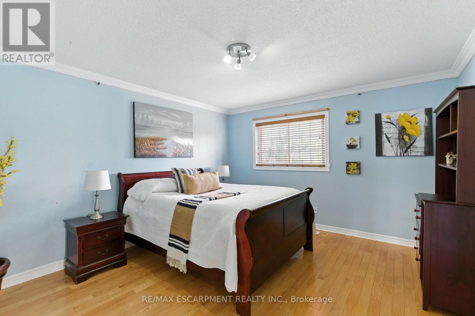 106 RYANS WAY Image 33