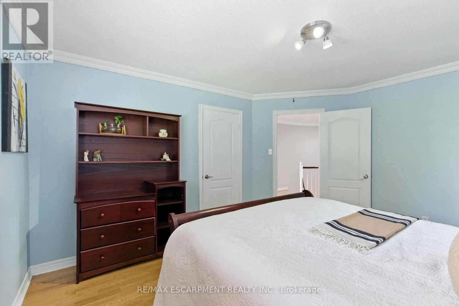 106 RYANS WAY Image 34