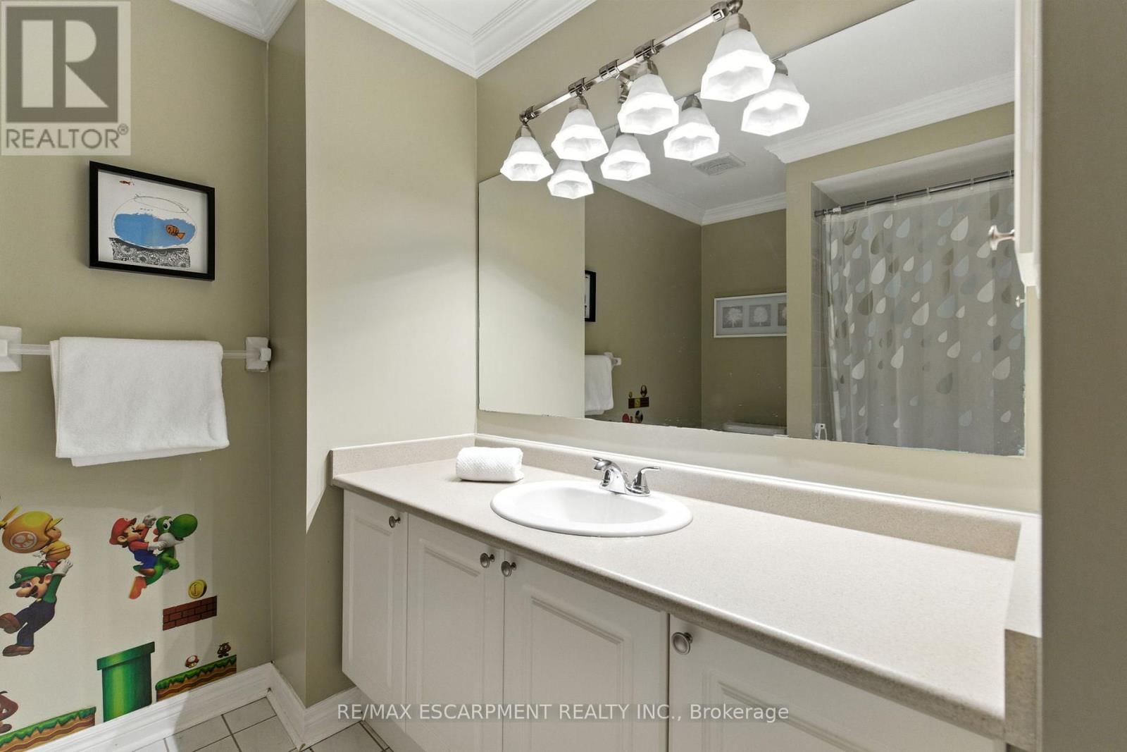 106 RYANS WAY Image 35