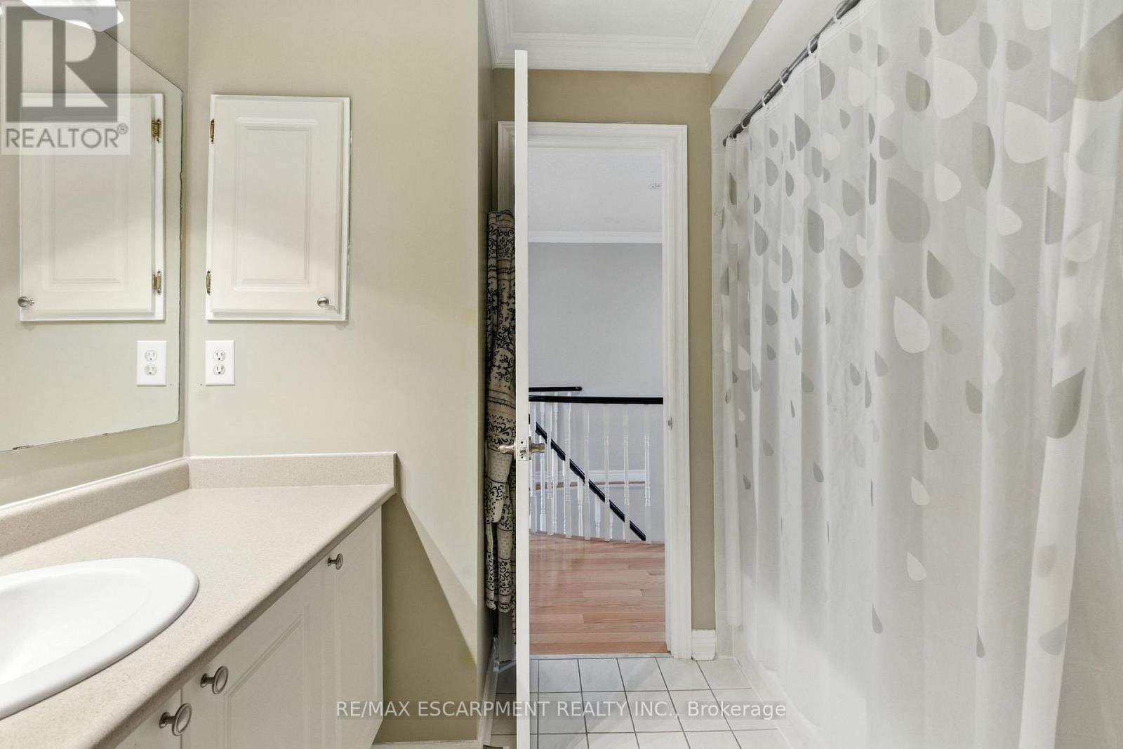 106 RYANS WAY Image 36