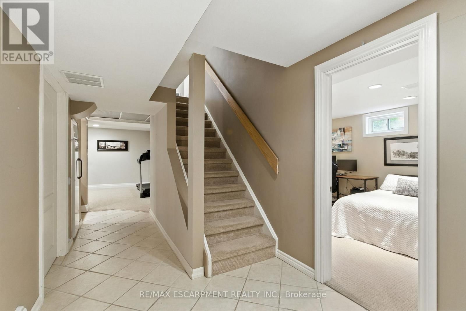 106 RYANS WAY Image 37