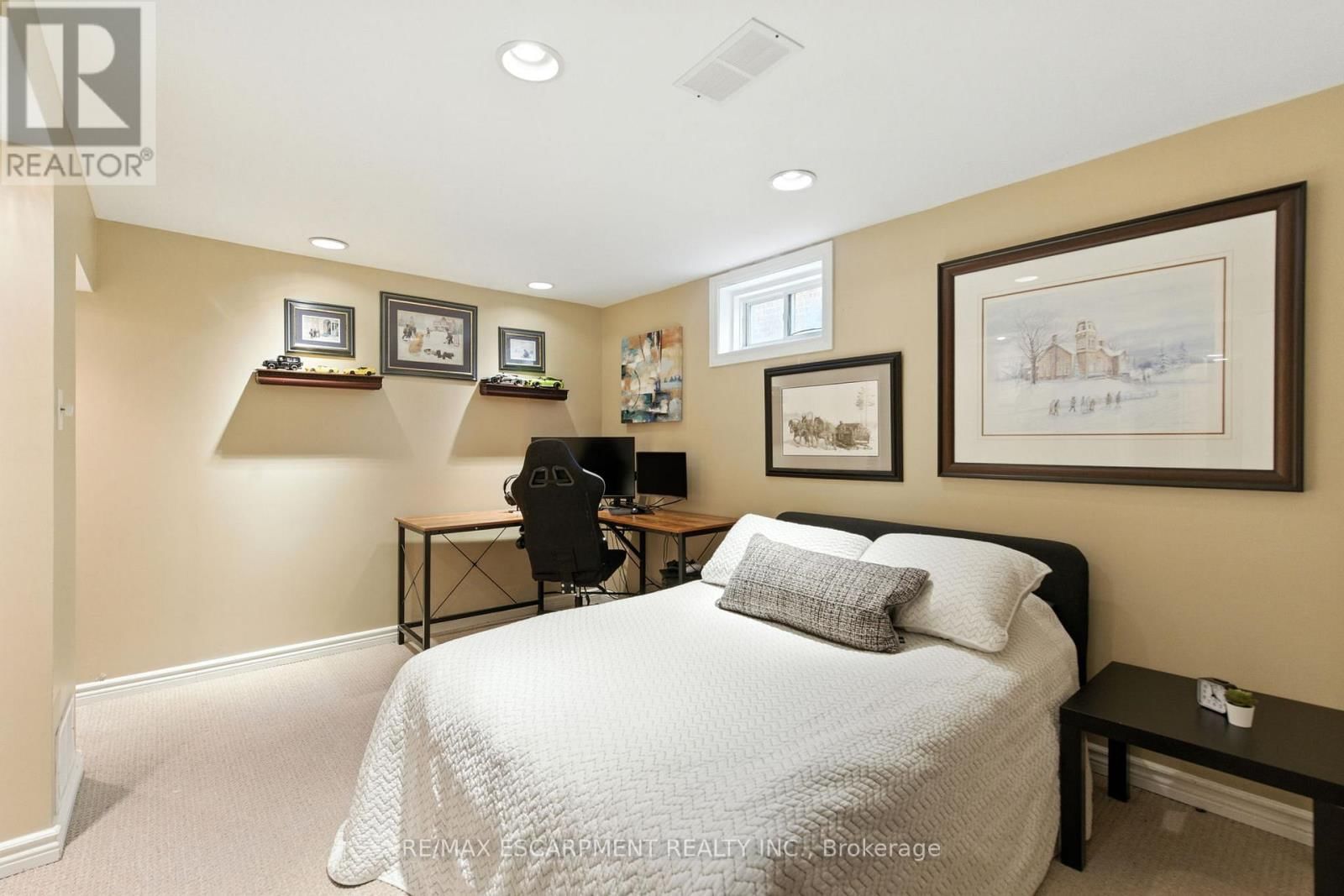 106 RYANS WAY Image 38