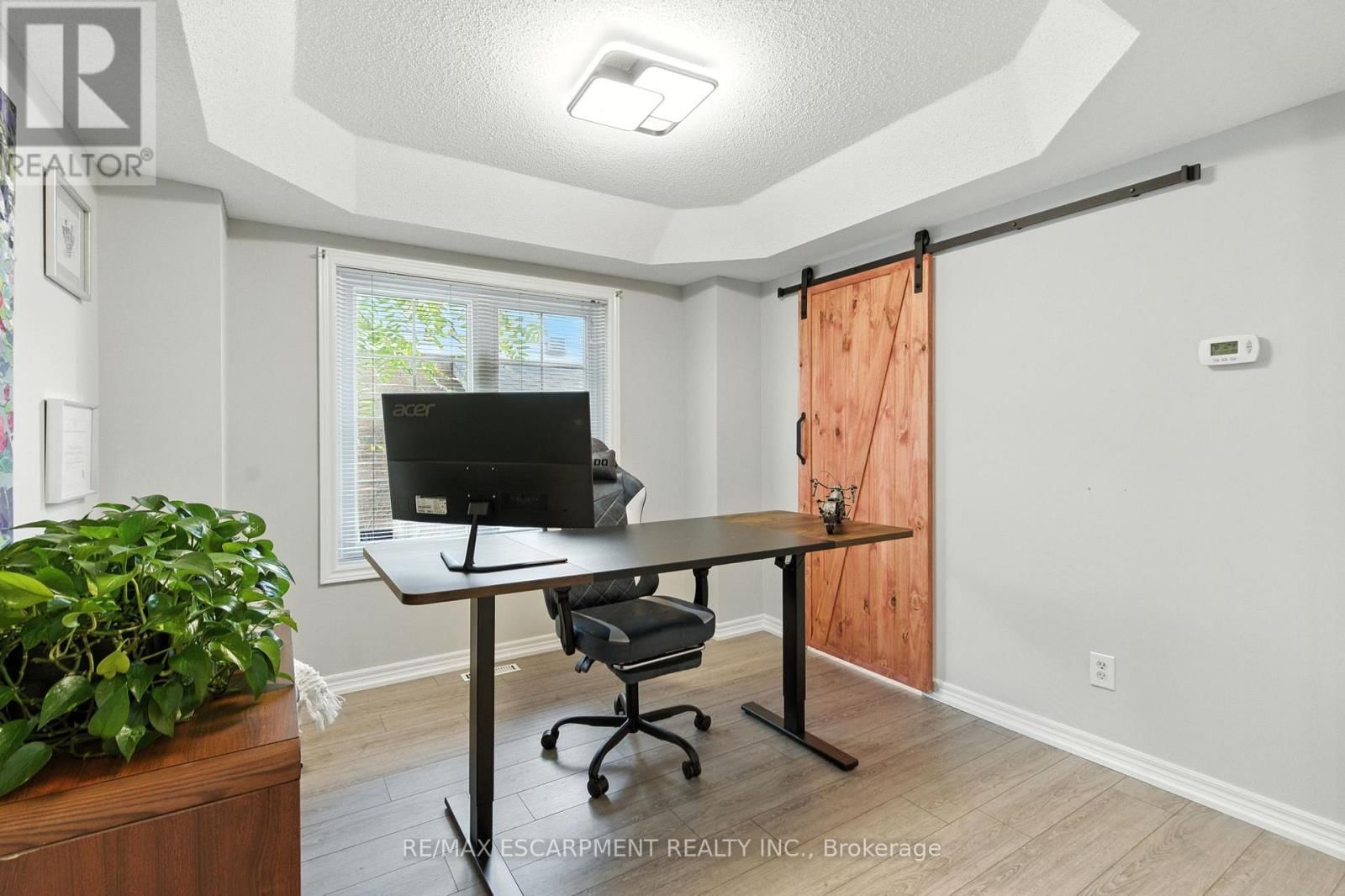 106 RYANS WAY Image 7