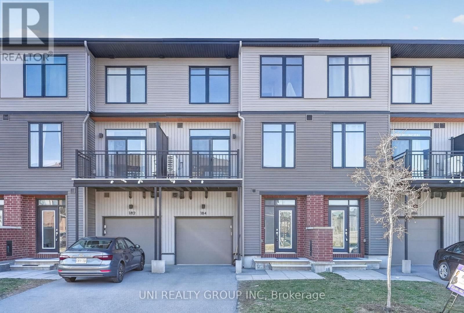 184 VISOR PRIVATE Image 1