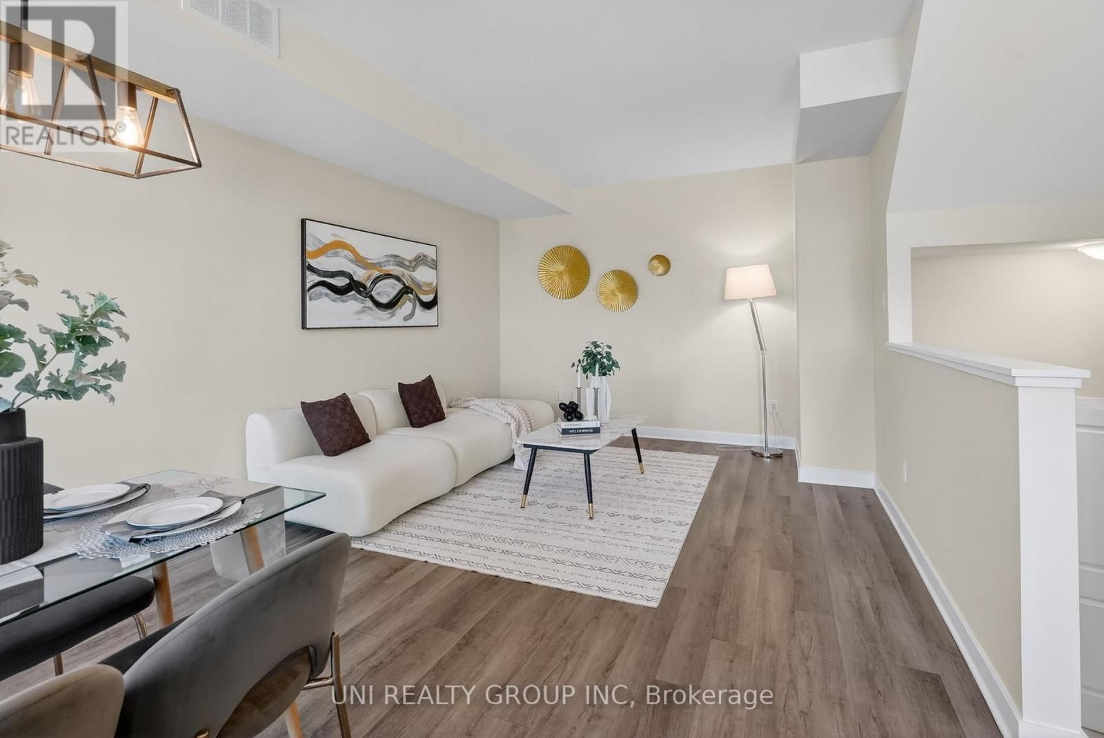 184 VISOR PRIVATE Image 18