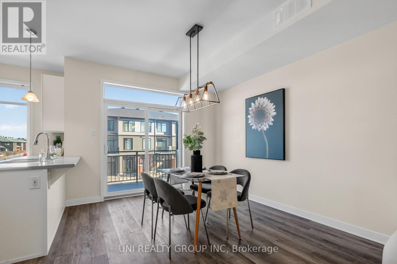 184 VISOR PRIVATE Image 20