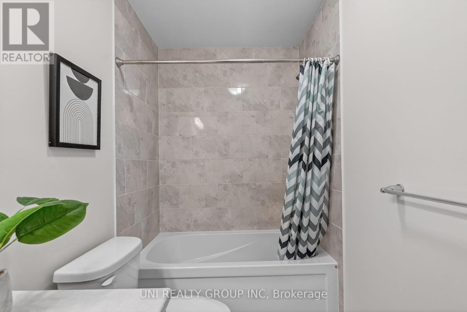 184 VISOR PRIVATE Image 25