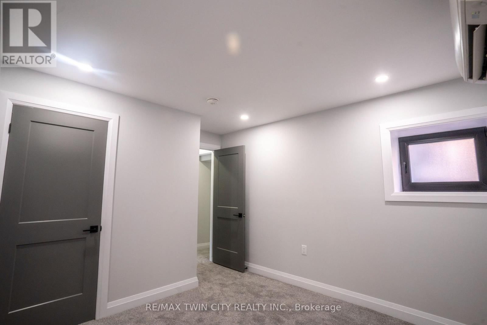 2 - 130 ELGIN STREET Image 8