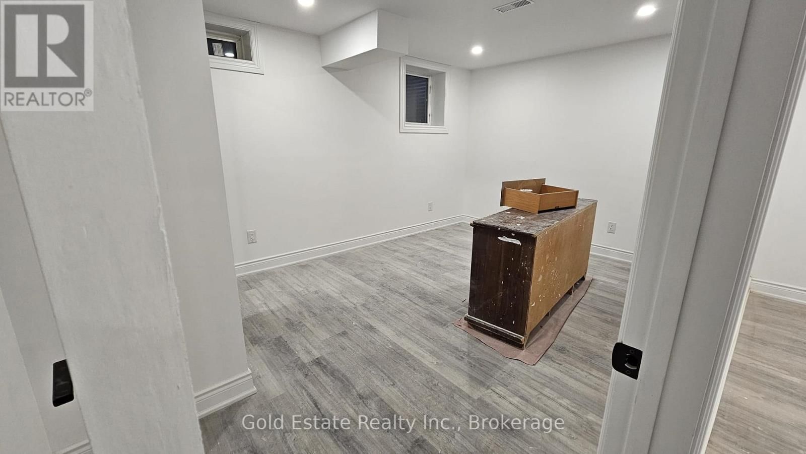 Lower 212 SPRING CREEK DRIVE Image 4