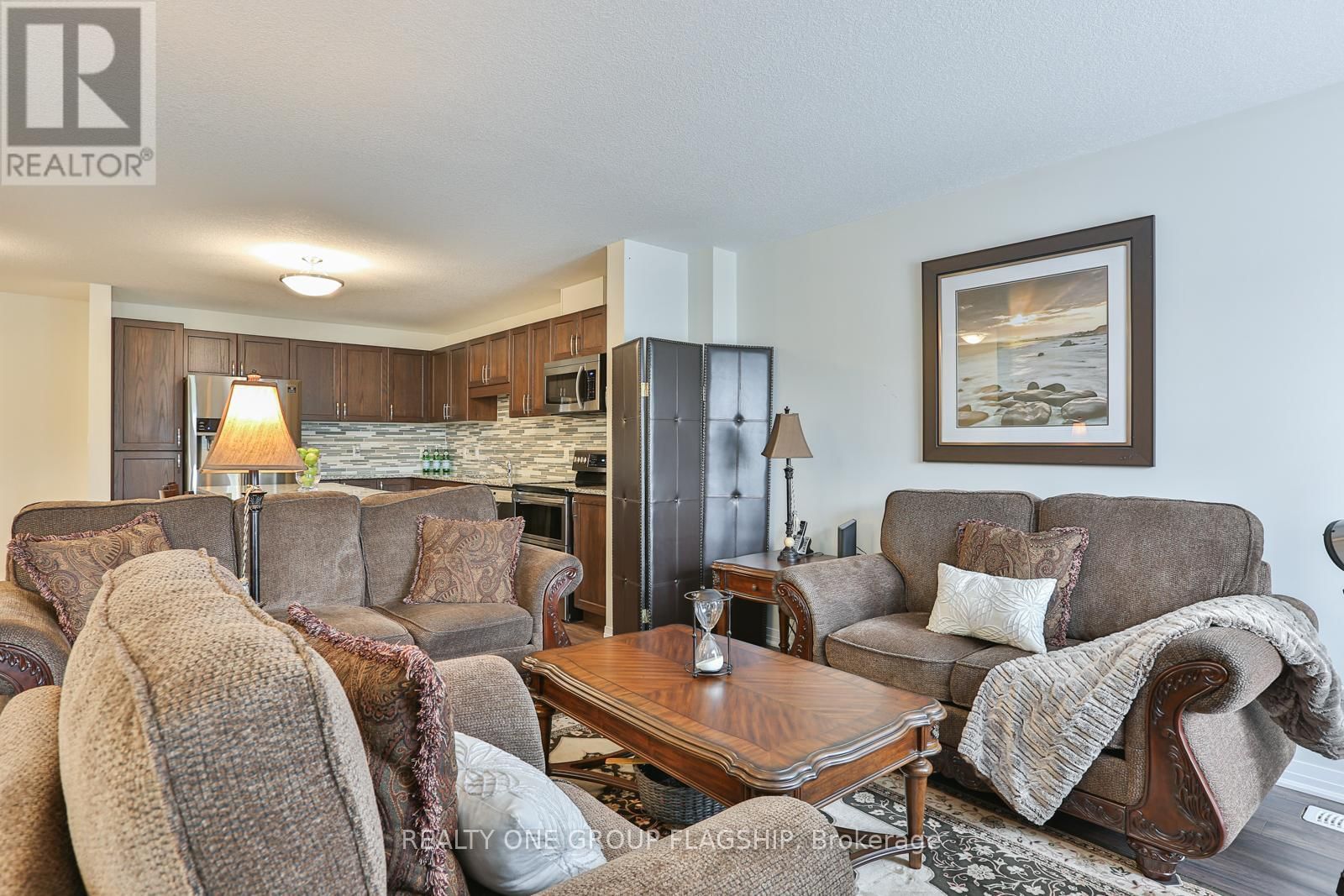 1C - 115 SOUTH CREEK DRIVE Image 14