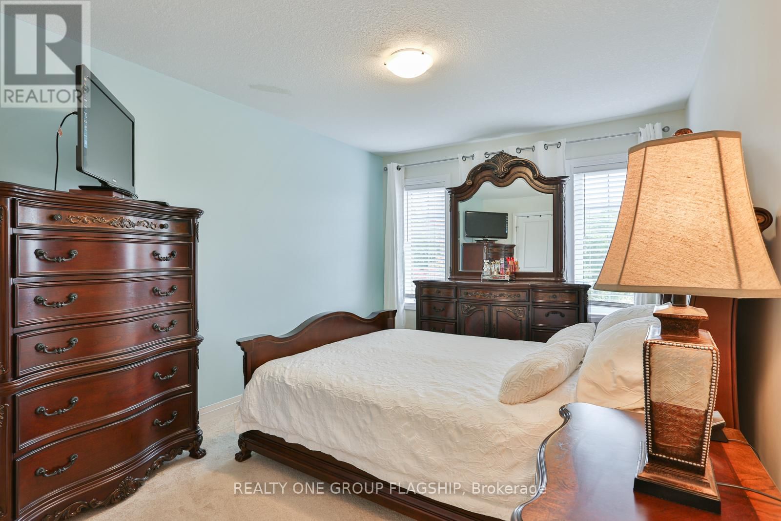 1C - 115 SOUTH CREEK DRIVE Image 19