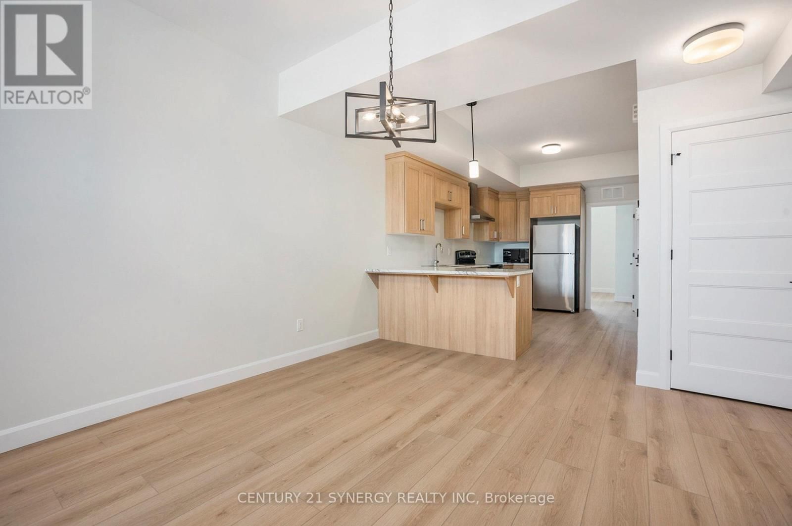 B - 87 HELEN STREET Image 7