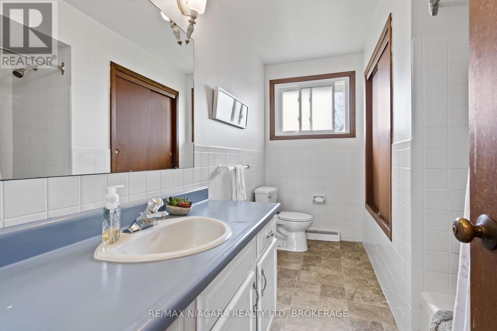 16 CROYDON DRIVE Image 14