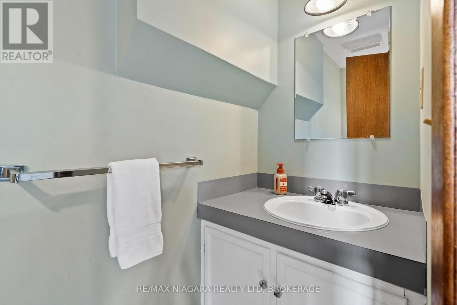 16 CROYDON DRIVE Image 23