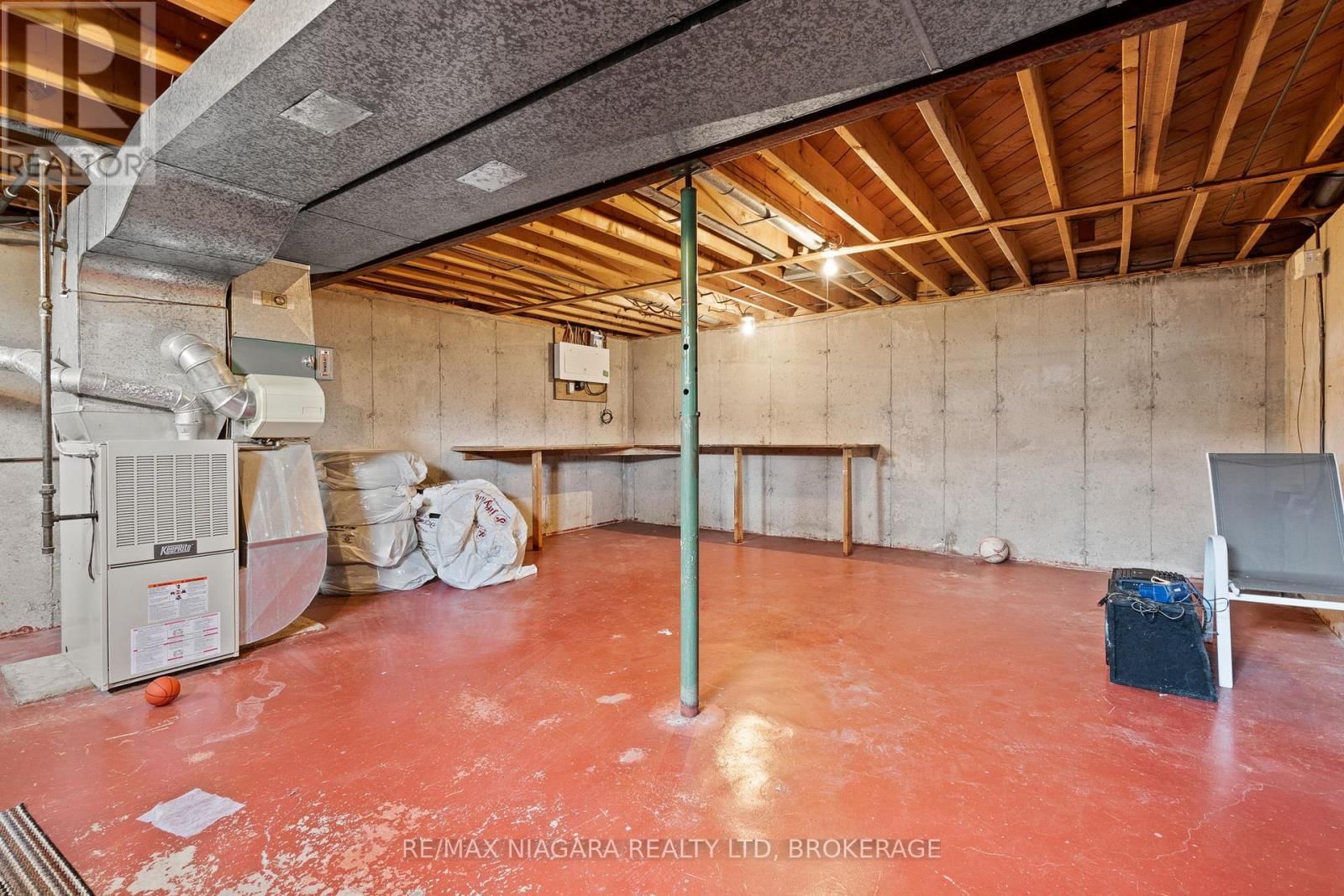 16 CROYDON DRIVE Image 24