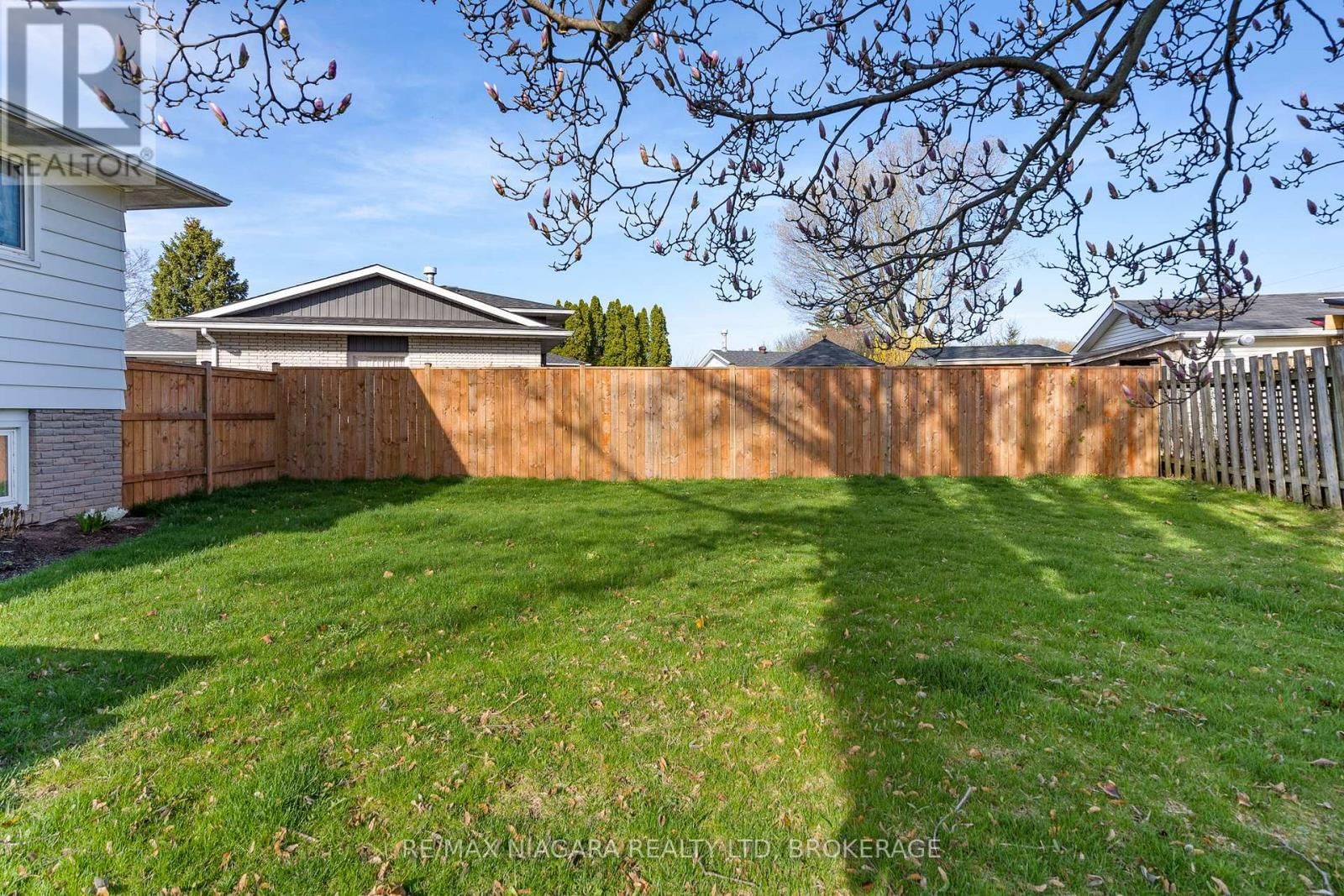 16 CROYDON DRIVE Image 28