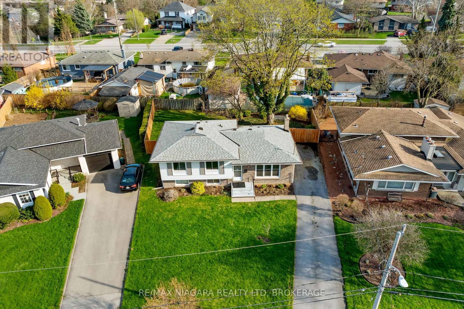 16 CROYDON DRIVE Image 32