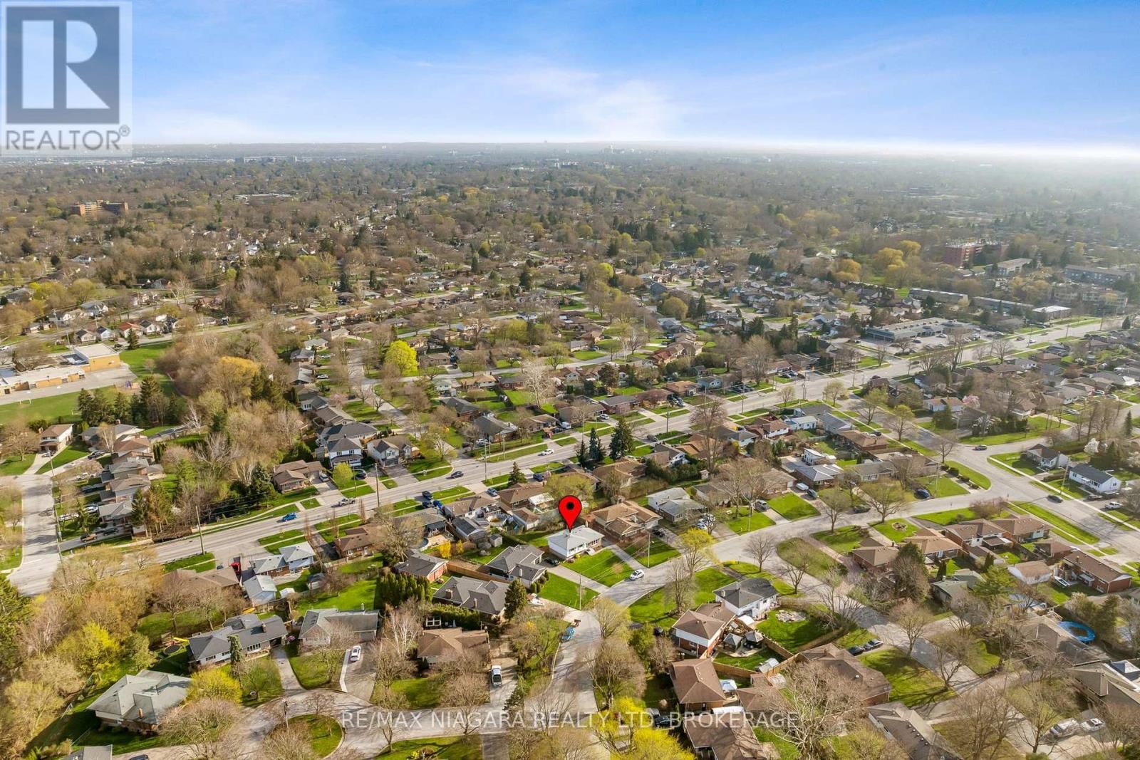 16 CROYDON DRIVE Image 36