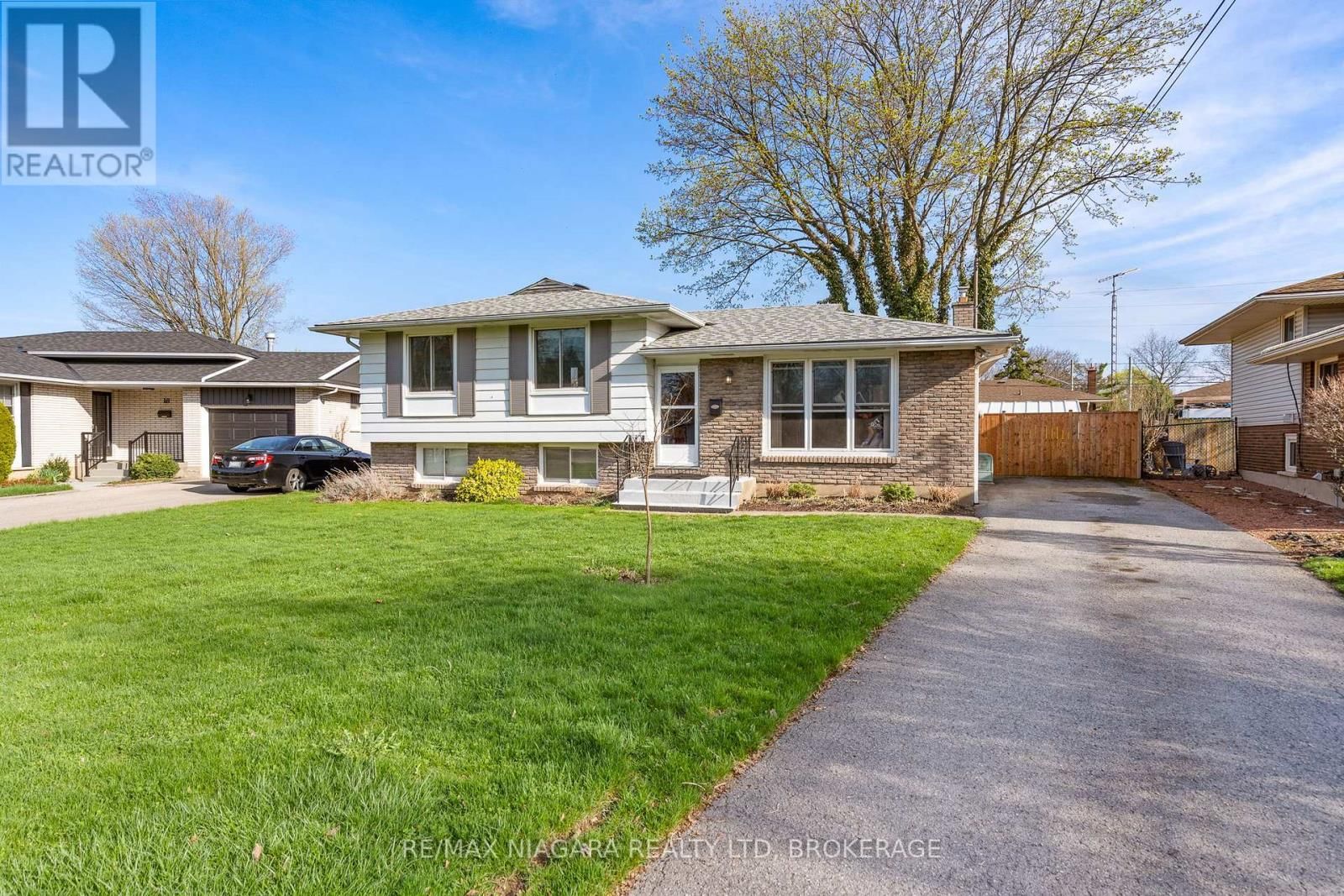 16 CROYDON DRIVE Image 38