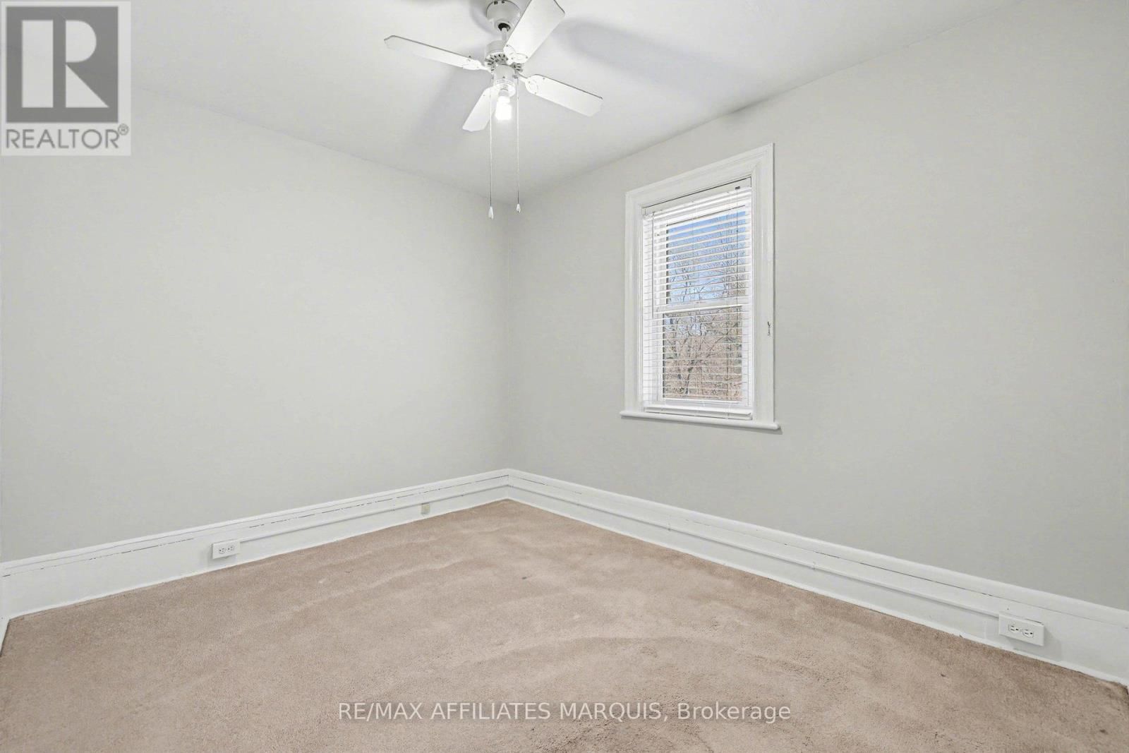 44 CORNELIA STREET EAST Image 25