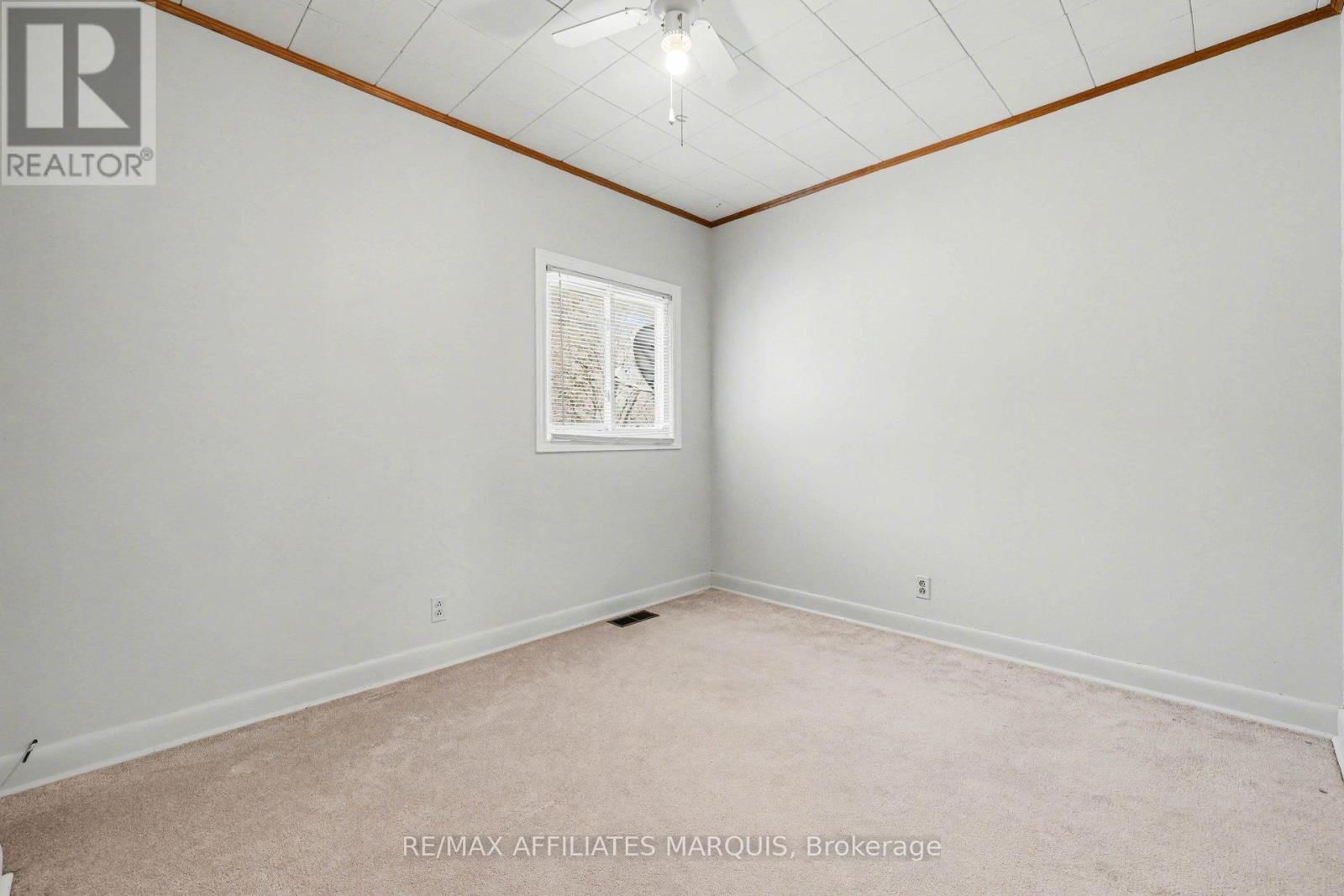 44 CORNELIA STREET EAST Image 27