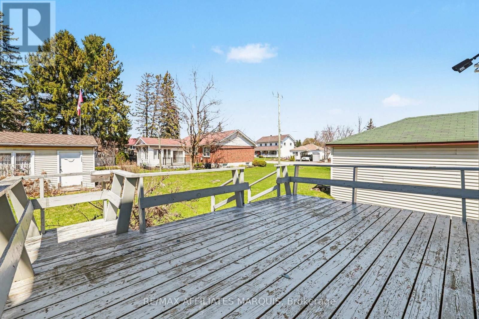 44 CORNELIA STREET EAST Image 33