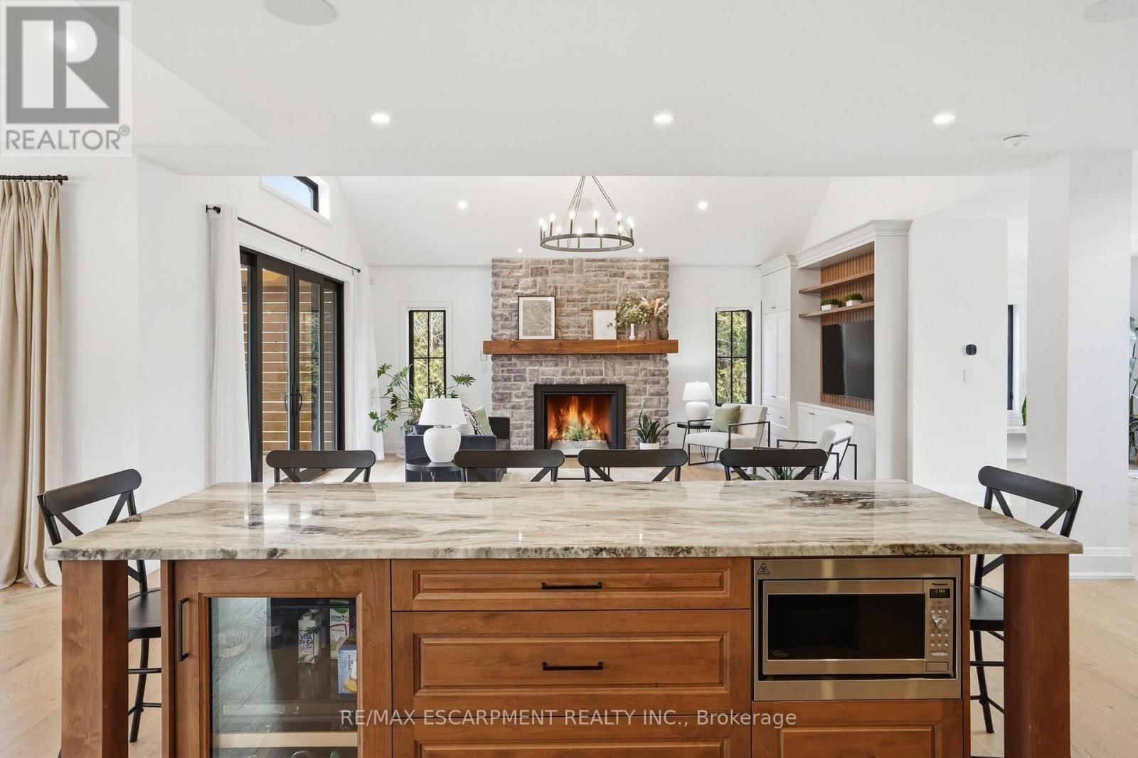 136 ROCKCLIFFE ROAD Image 13