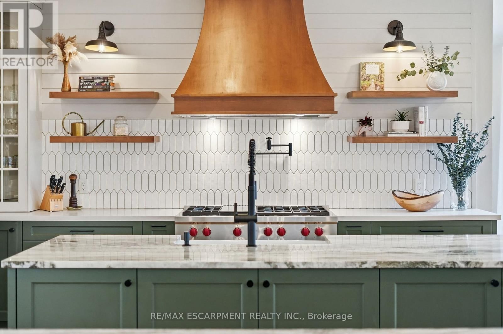 136 ROCKCLIFFE ROAD Image 15