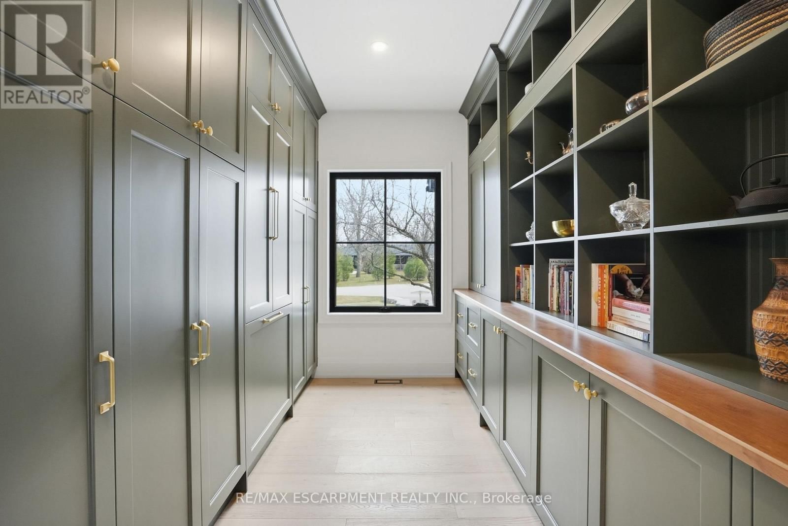 136 ROCKCLIFFE ROAD Image 18