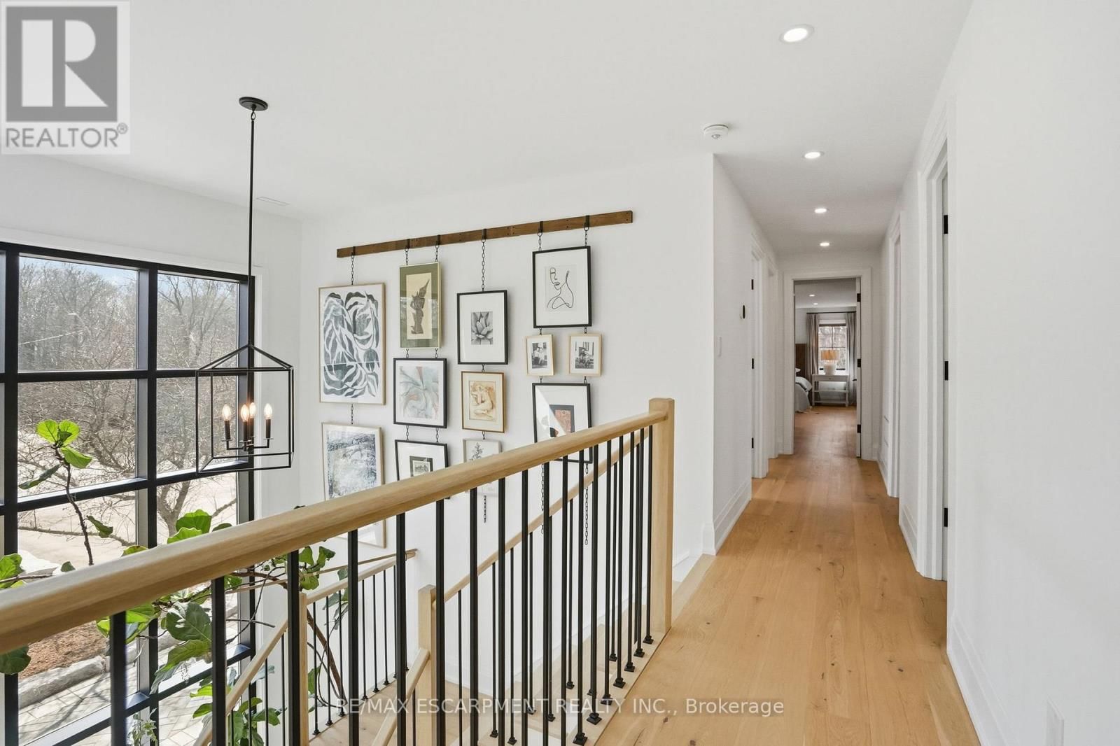 136 ROCKCLIFFE ROAD Image 22