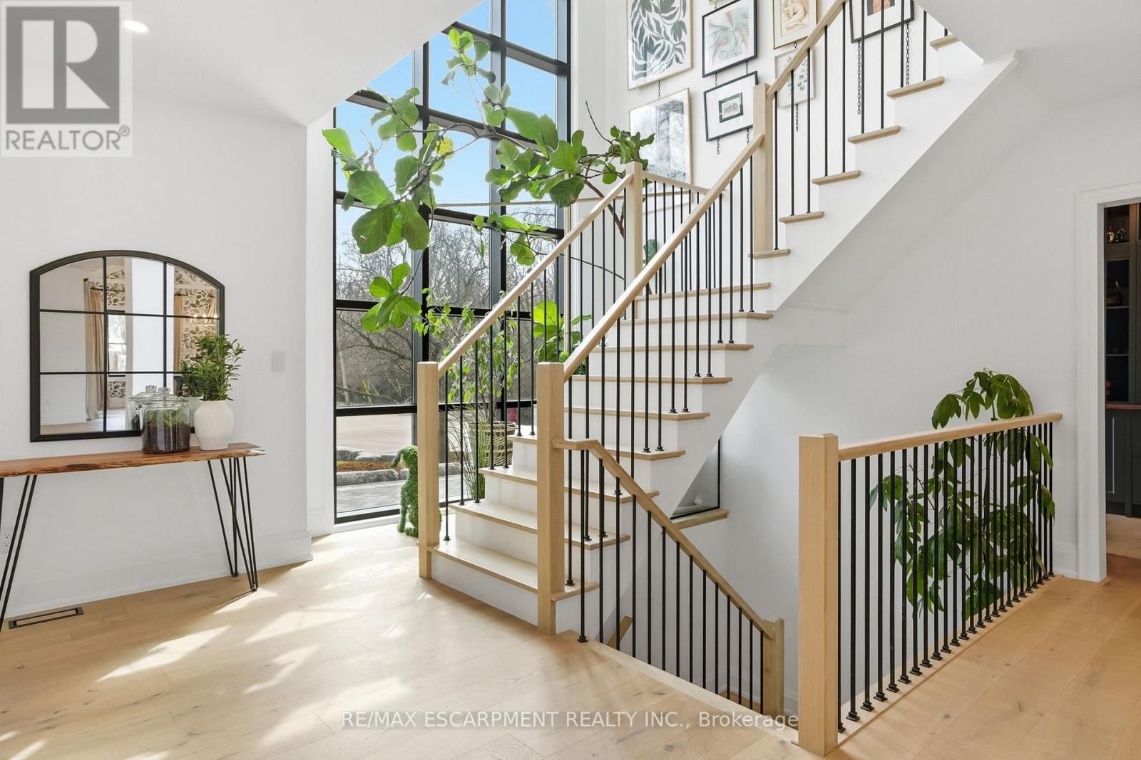 136 ROCKCLIFFE ROAD Image 5