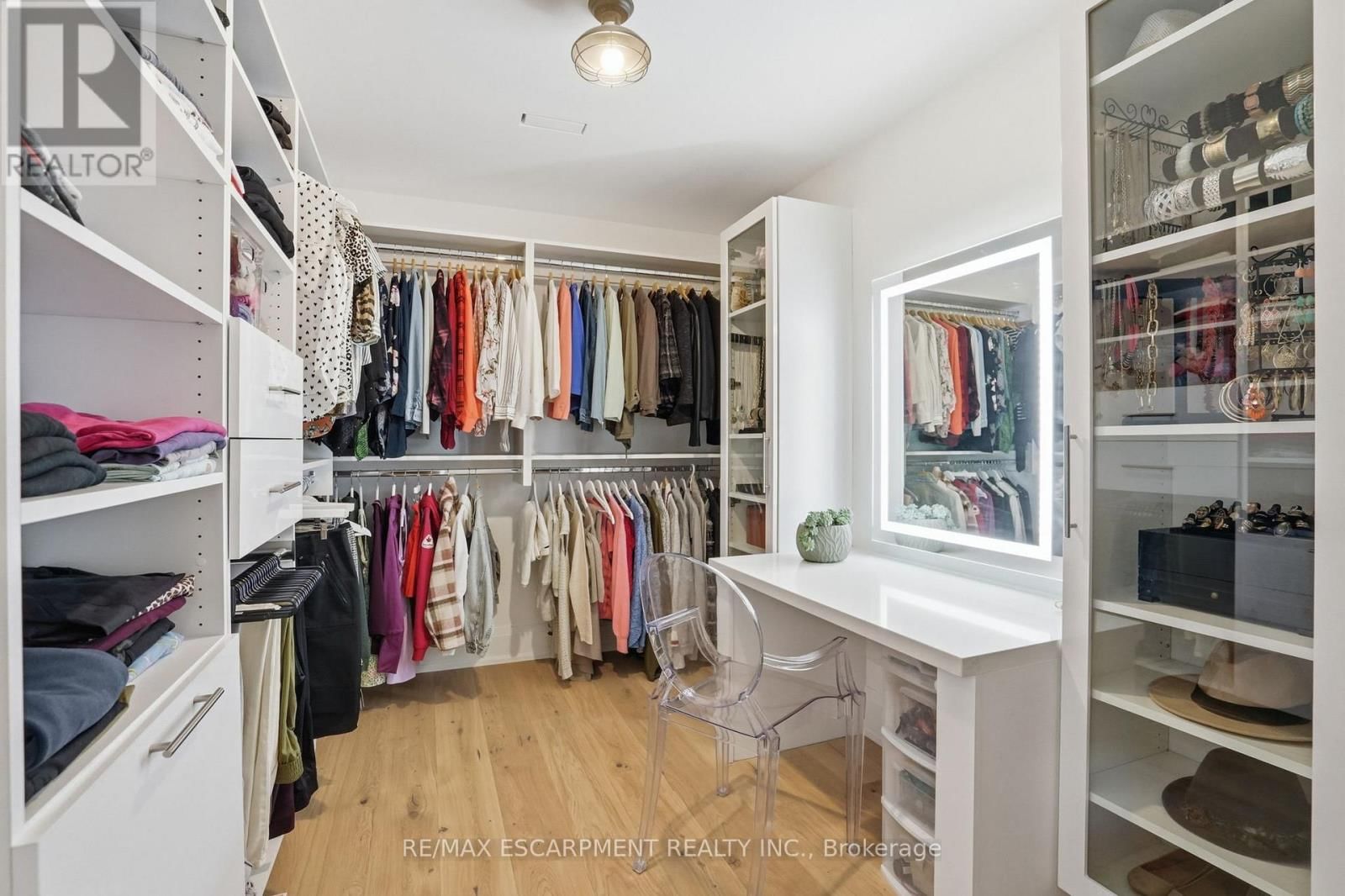 136 ROCKCLIFFE ROAD Image 50