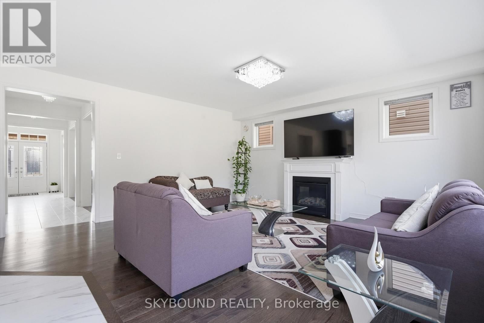 80 HARPIN WAY EAST Image 19