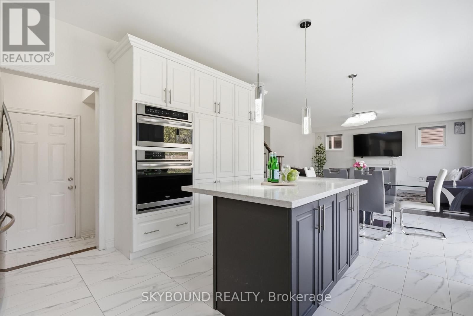 80 HARPIN WAY EAST Image 22