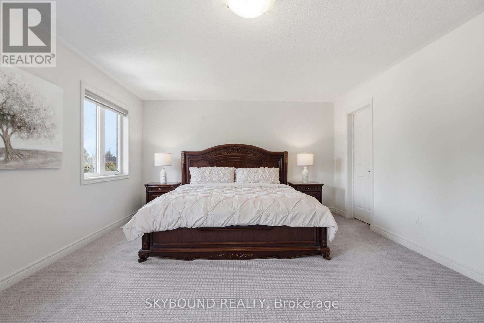 80 HARPIN WAY EAST Image 24