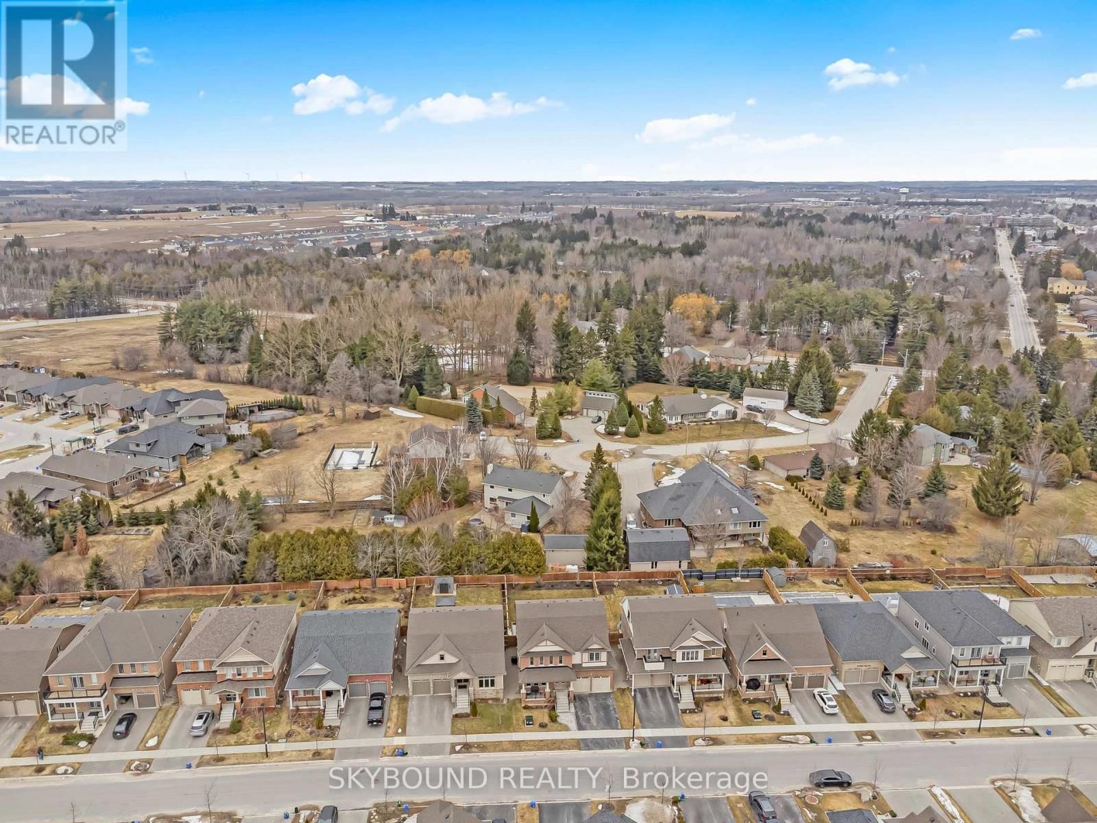 80 HARPIN WAY EAST Image 44