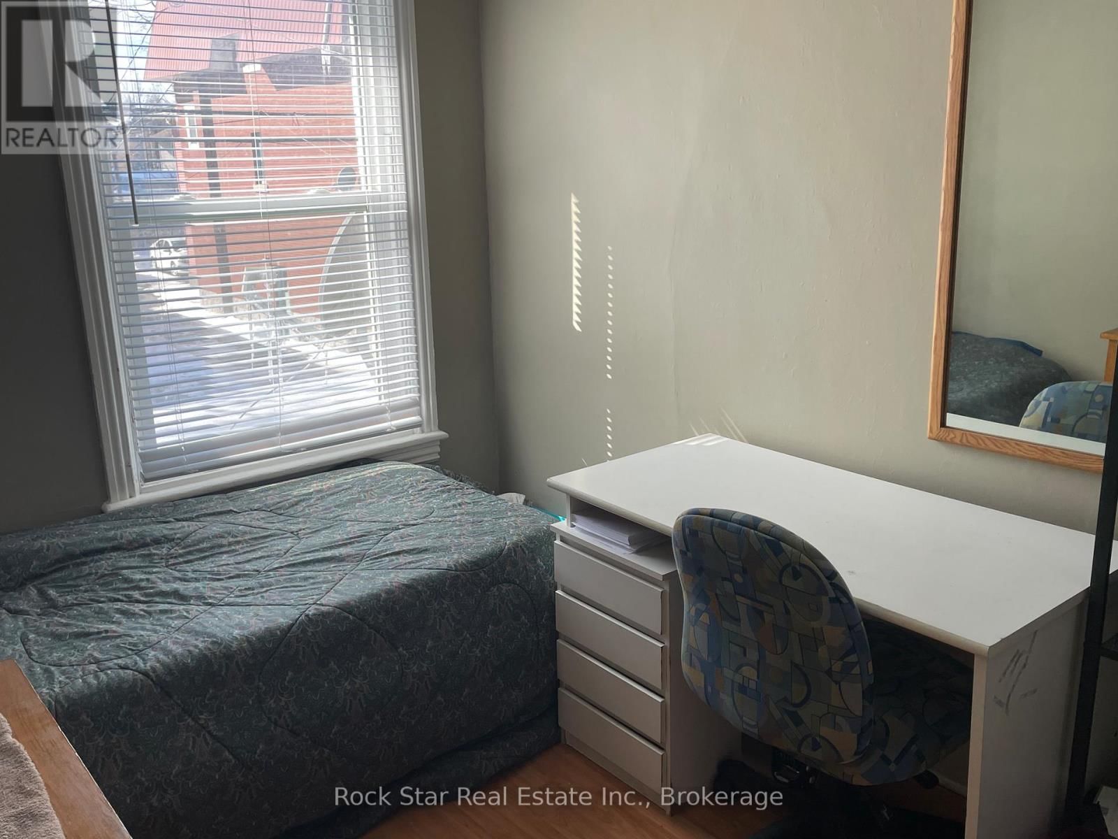 213 COLBORNE STREET Image 6