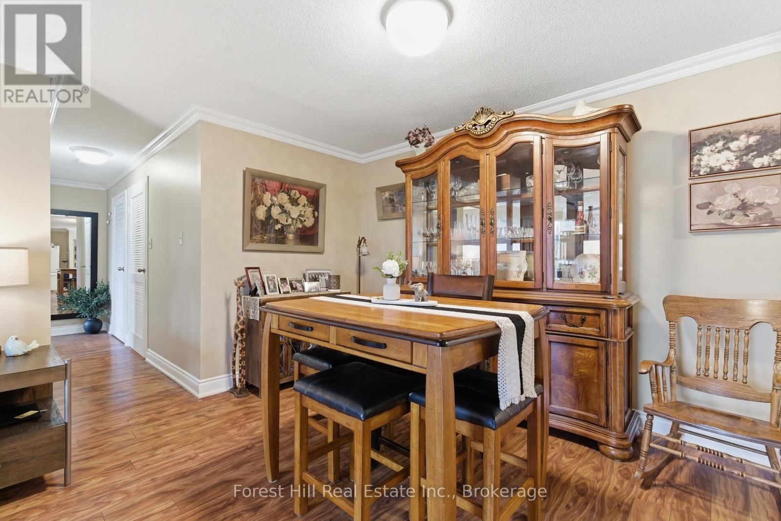 402 - 55 BLUE SPRINGS DRIVE Image 13